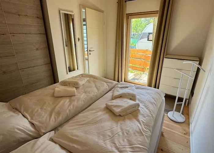 Sea-Lodge, direkt am See, Tiny House
